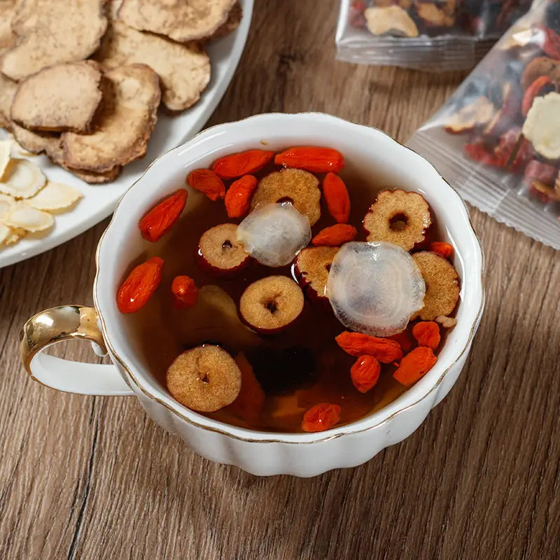 Herbal tea with dried ingredients for kidney health and renal protection