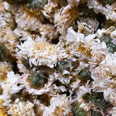 Dried chrysanthemum flowers in colon cleansing tea with tangerine peel for traditional Chinese medicine