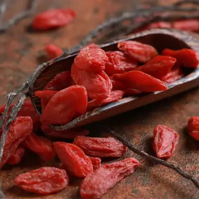 Bright red goji berries in Dysmenorrhea Tea promote blood circulation and alleviating menstrual pain