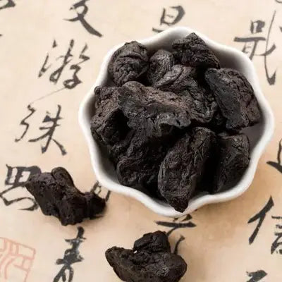 Wrinkled dark-brown dried plums for kidney health and renal protection in herbal tea