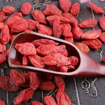 Dried red goji berries for Liver Detox Herbal Tea with Chrysanthemum Cassia Seed